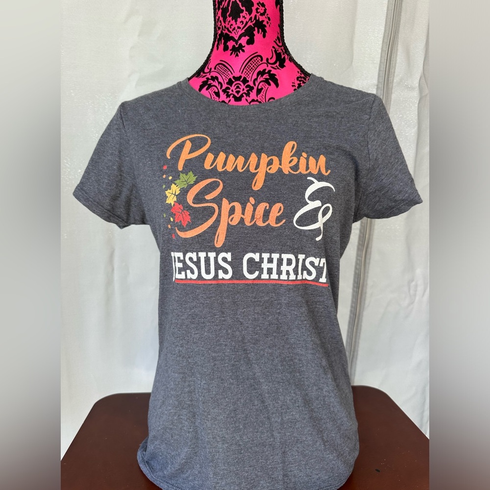 Fall Christian Shirt “Pumpkin Spice & Jesus Christ” Size Small
